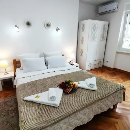 Palace Luxury Apartments The Heart Of Βελιγράδι Εξωτερικό φωτογραφία