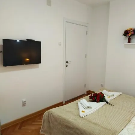 Palace Luxury Apartments The Heart Of Βελιγράδι Εξωτερικό φωτογραφία